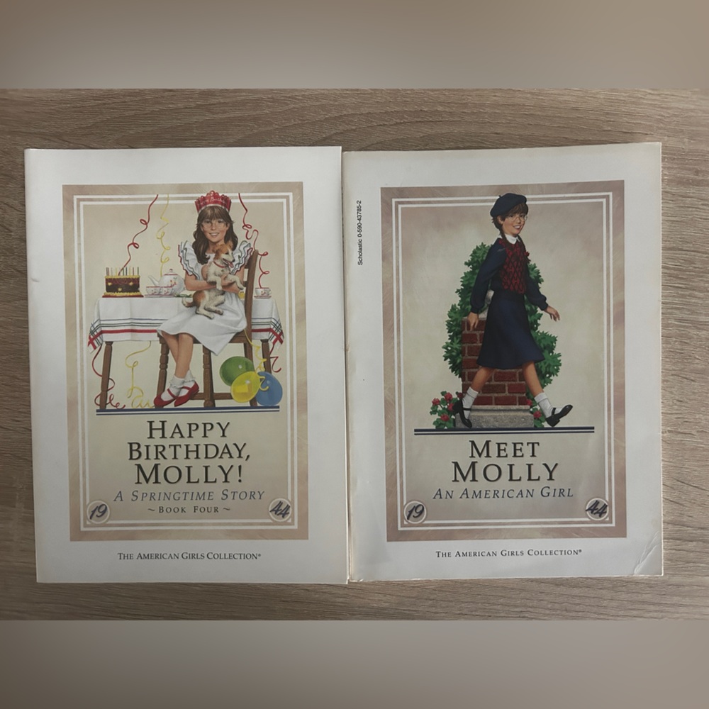 American Girl Books - Happy Birthday, Molly! & Meet Molly